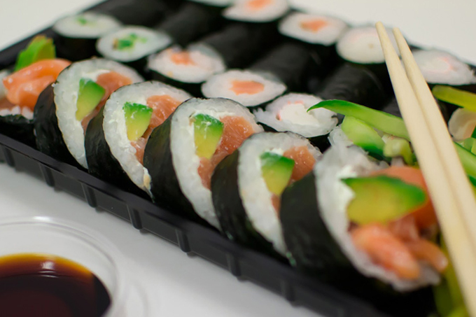 plate of sushi rolls