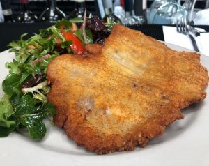 fried chicken with salad