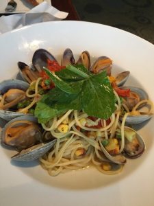 spaghetti with clams