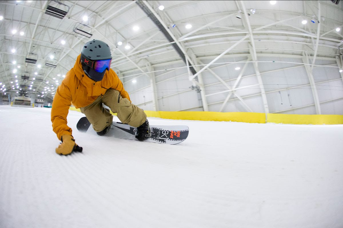 Infoor Snowboarding