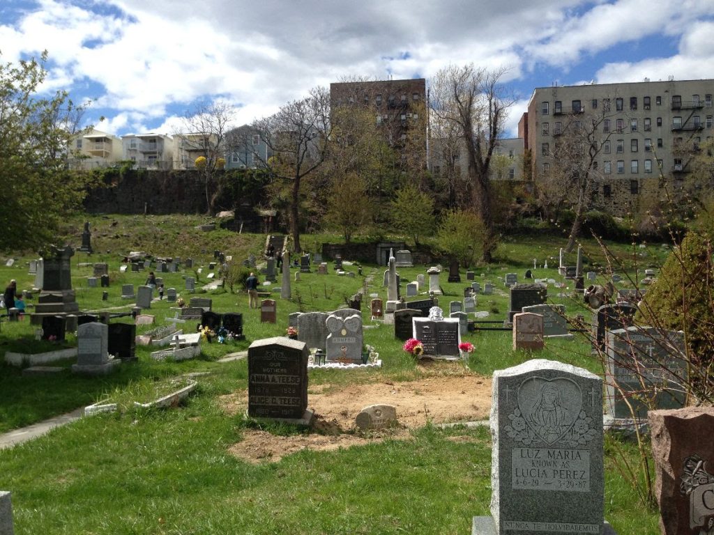 Image of the graveyard during the day at the Historic JC & Harsimus Cemetery