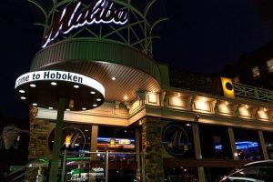 Malibu diner entrance 